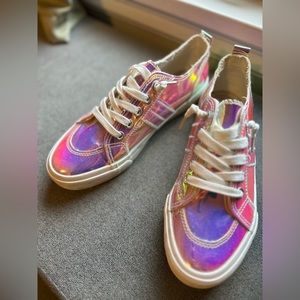 Women's POP Holographic Declan Sneakers - Size 8